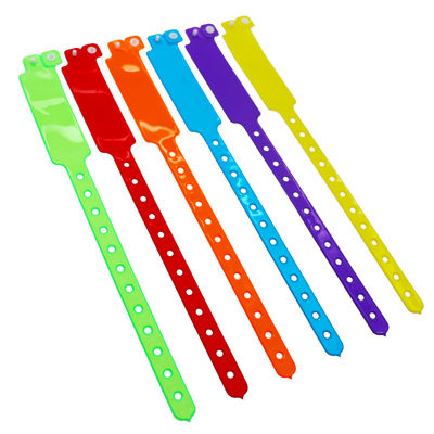 2000pcs Customized Vinyl PVC Wristbands in a Carton