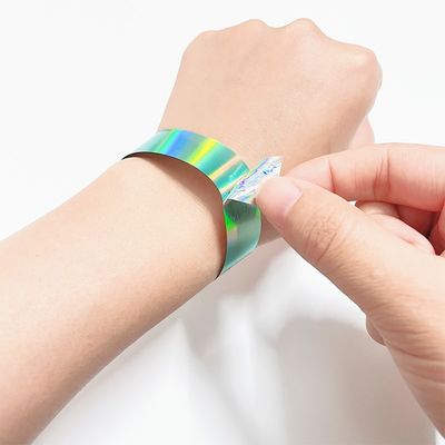 Customized Silver Laser Glitter Wristband for Unisex Concerts and Festivals