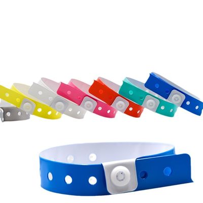 Waterproof Disposable L Shape Vinyl PVC Wristband for Promotion at Hotel Water Park Resort
